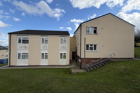 2 bed property, in Heol Bathafarn, £70,000