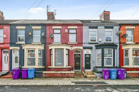 2 bed property, in Thornycroft Road, £140,000