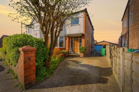 3 bed property, in Claridge Road, £500,000