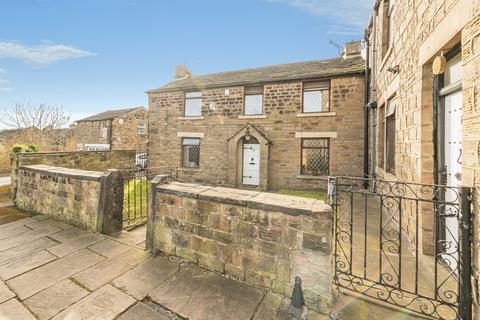 3 bed property, in 11A Combs Road, £260,000