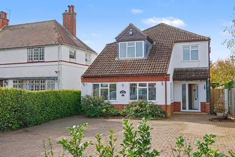4 bed property, in Swangleys Lane, £950,000