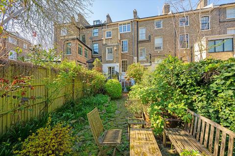 4 bed property, in St. Marks Crescent, £4,000,000