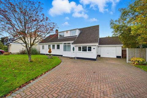 4 bed property, in Carrwood, £725,000