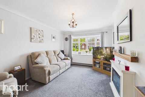3 bed property, in Pateley Moor Close, £279,950
