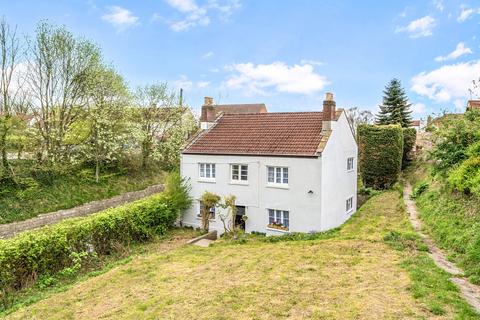 4 bed property, in Glastonbury, £399,950
