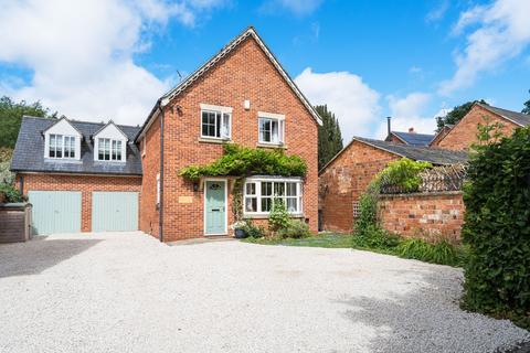 4 bed property, in Sutton Lane, £750,000