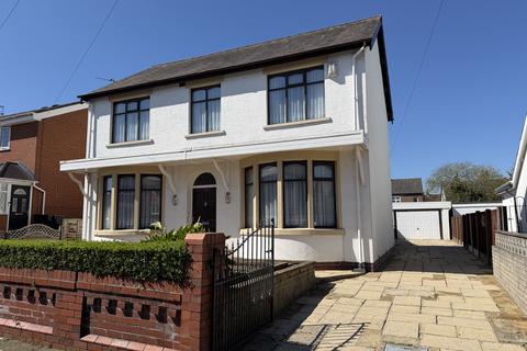 Land, in George Avenue, £275,000