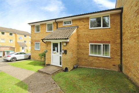 2 bed property, in Valley Green, £220,000