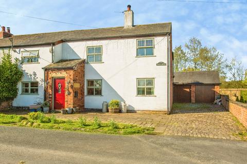 5 bed property, in Benson Lane, £600,000