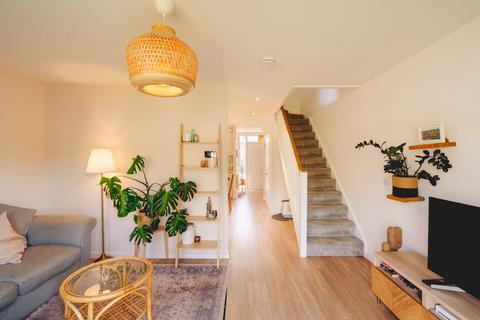 3 bed property, in Knowle, £345,000