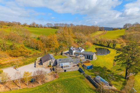 3 bed property, in Llanrwst LL26, £1,500,000