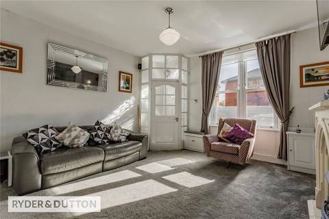 2 bed property, in Amy Street, £170,000
