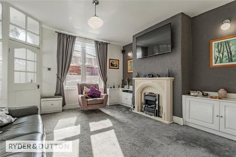 2 bed property, in Amy Street, £160,000