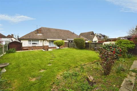 2 bed property, in Broadwood Road, £335,000