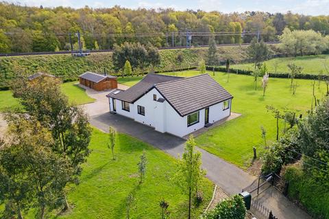 3 bed property, in Gubberford Lane, £750,000