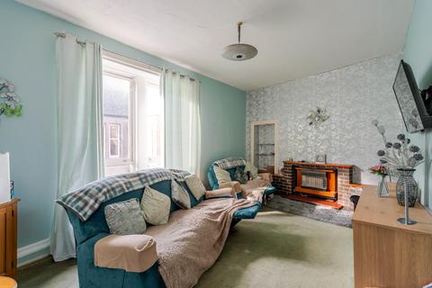 2 bed property, in 2d Downie Place, £175,000