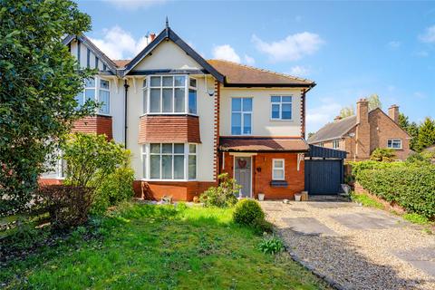 4 bed property, in Liverpool Road, £495,000