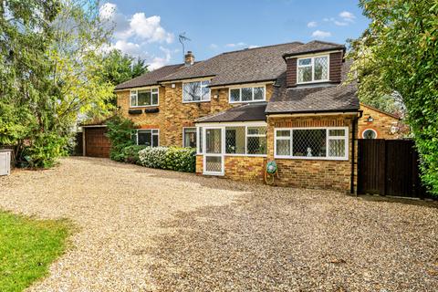 4 bed property, in Birchdale, £1,300,000