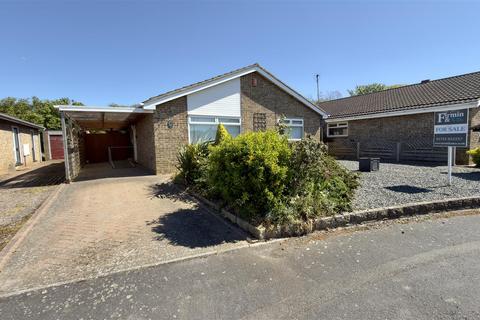 3 bed property, in Valence Road, £325,000