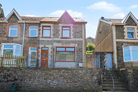 3 bed property, in Mountain Ash CF45, £144,995