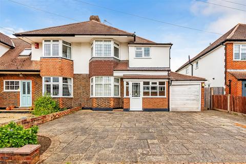 4 bed property, in Chaffers Mead, £820,000