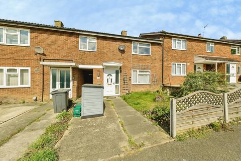 3 bed property, in Raleigh Crescent, £260,000