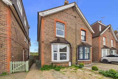 2 bed property, in College Road, £400,000