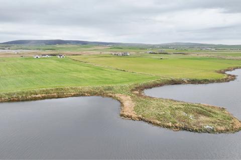 Land, in Viking Park, £6,000