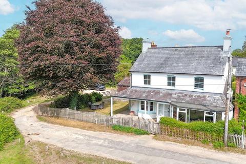 5 bed property, in Martins Road, £1,250,000
