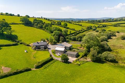 3 bed property, in North Bovey, £1,695,000