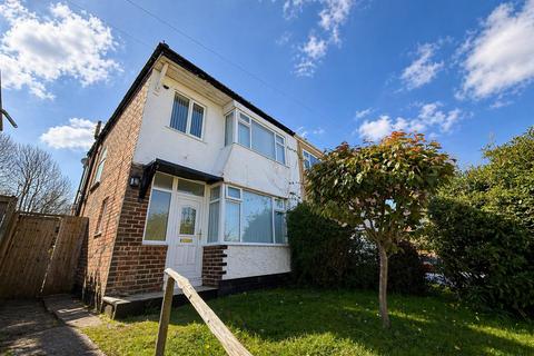 3 bed property, in Kylemore Drive, £250,000