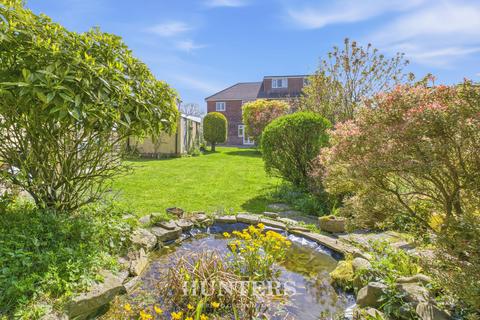 3 bed property, in Rochdale Road, £330,000