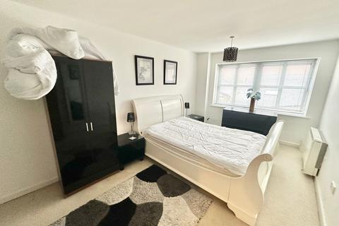 4 bed property, in Prospect Road, £15,000