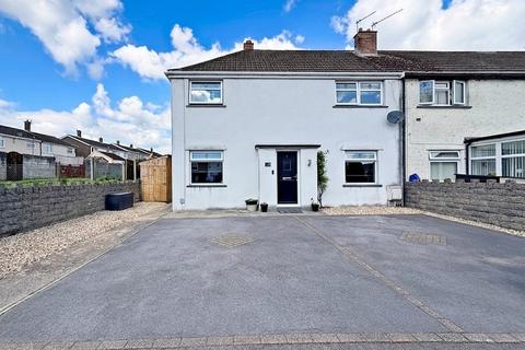 3 bed property, in Beech Road, £240,000