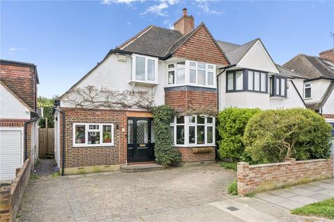 3 bed property, in Orme Road, £975,000