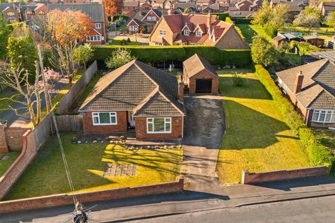3 bed property, in South View, £450,000