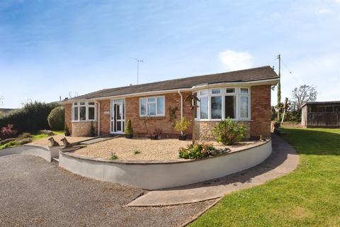 4 bed property, in Dilwyn, £450,000