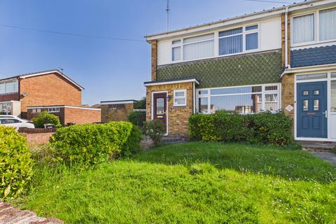 3 bed property, in The Saltings, £310,000