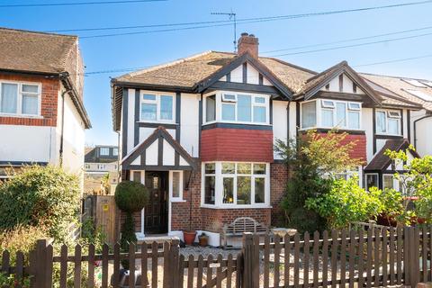 3 bed property, in Rivermeads Avenue, £730,000