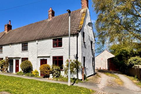 2 bed property, in 23 The Green, £175,000