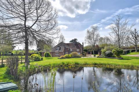 5 bed property, in Cranbrook Road, £1,550,000