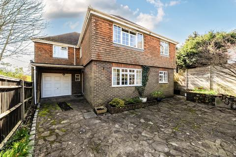 6 bed property, in Stanley Road, £950,000