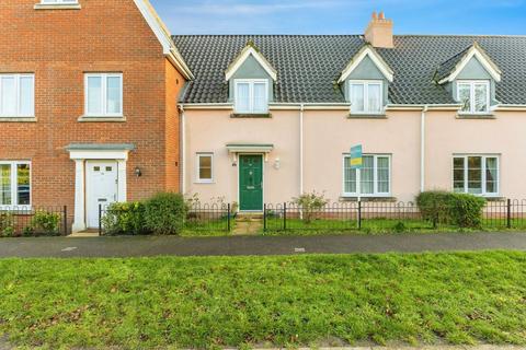 3 bed property, in The Butts, £210,000