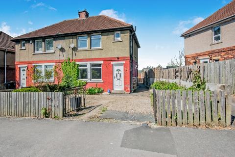 3 bed property, in Whitehall Avenue, £149,995