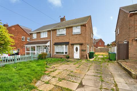 3 bed property, in Norfolk Drive, £180,000