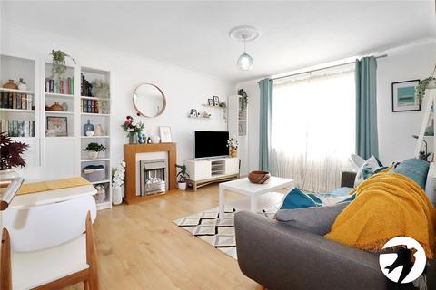 1 bed property, in Coptefield Drive, £210,000