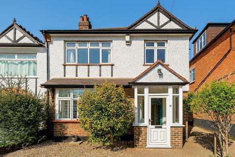 3 bed property, in Peak Hill, £850,000