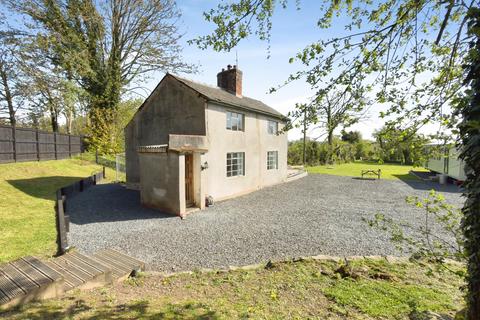 Studio, in Hazeldene, £250,000