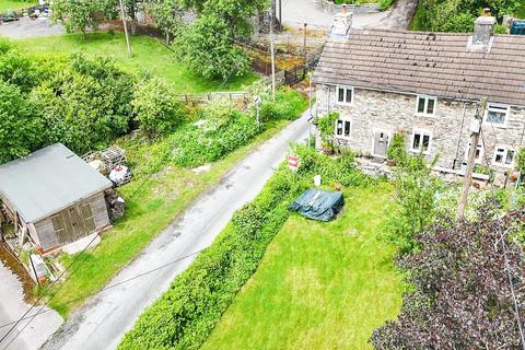 2 bed property, in Tregeiriog, £315,000