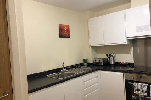 4 bed property, in Alma Street, £15,000